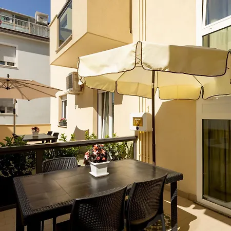 Residence Hotel Le Stelle Rimini Exterior photo